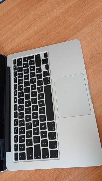 13'Macbook Pro Retina 2014 i5/128GB/8GB Ram A1502 лаптоп