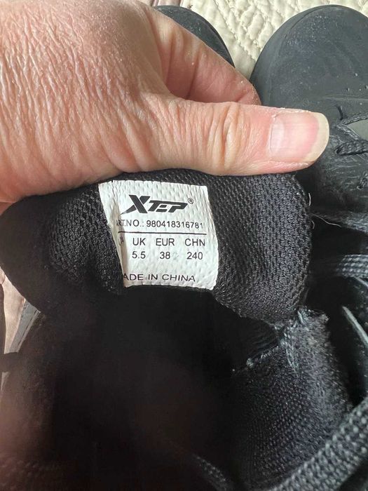 Продам Кроссовки X-Tep для Мальчика