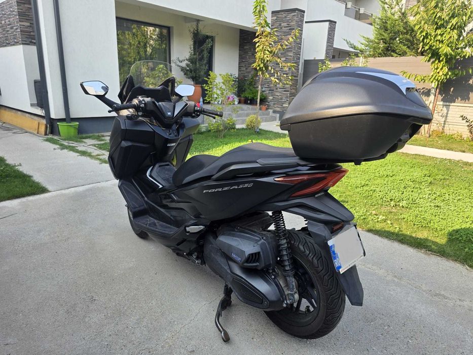 De vanzare Honda Forza 350 din 2023