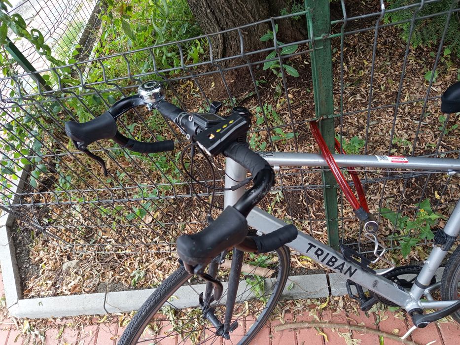 Bicicletă șosea/fitness TRIBAN RC100 – aluminiu, mărime M/L, stare bună