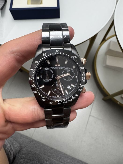 ЧасовникChristophe Duchamp