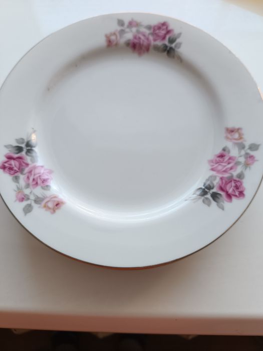 Продам суповые тарелки