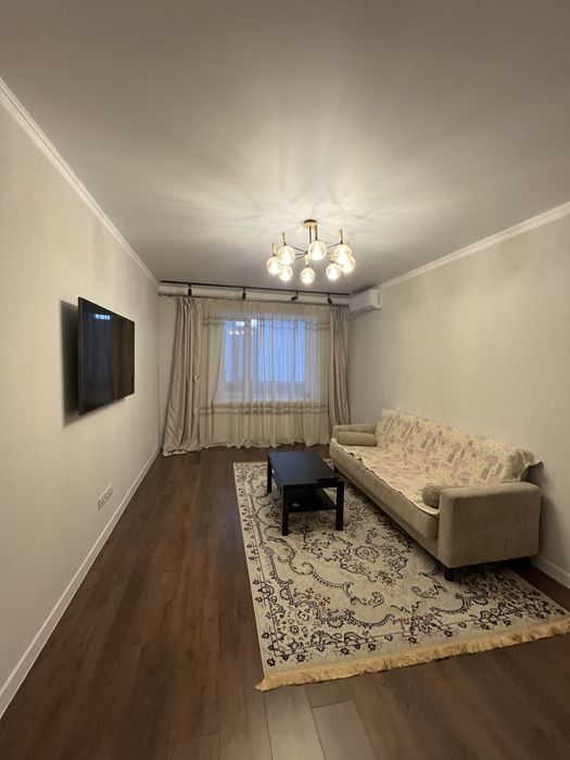 Продам квартиру пр абая 244 центр