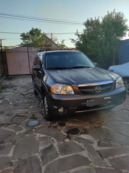 Mazda tribute 2003