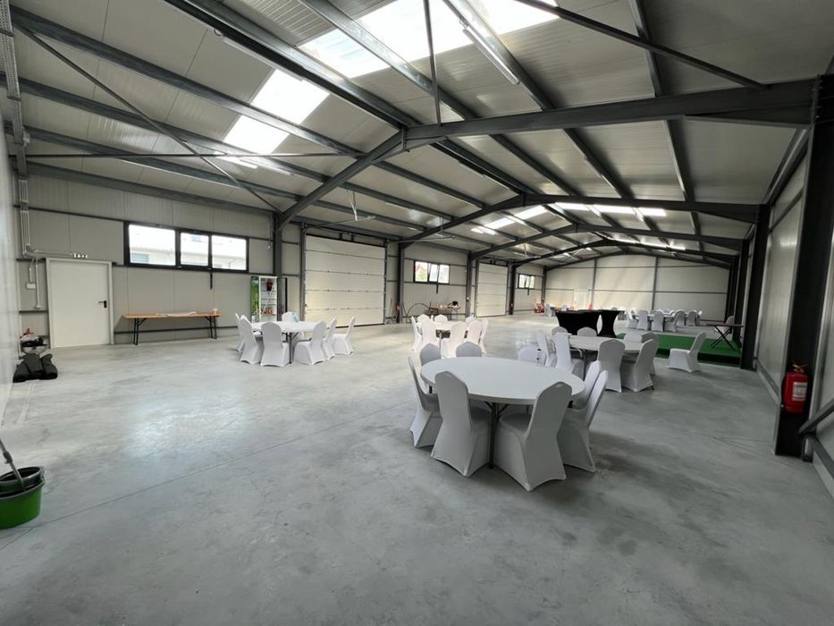 Închiriez hale industriale