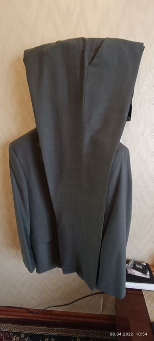 Пиджак и брюки двойка производство Турция идеальном хорошем состоянии