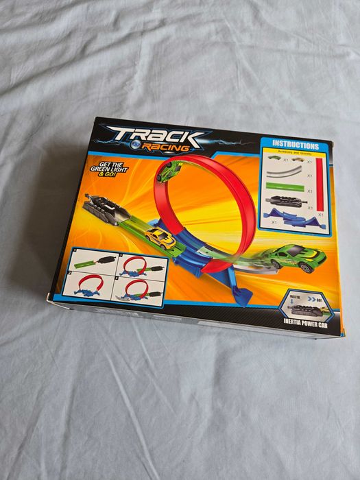 Детска игра с колички