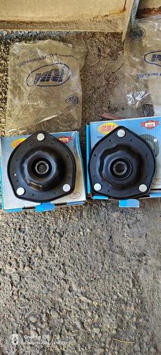 Опоры задних амортизаторов Камри 10