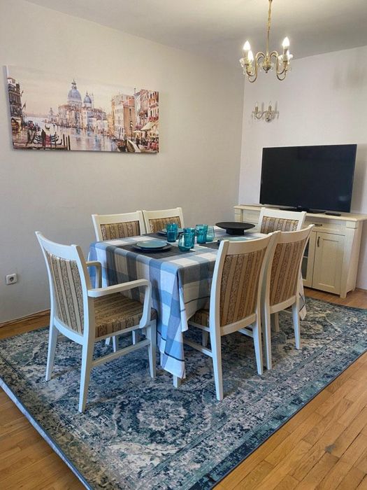 Дава се под наем Четиристаен апартамент в София, Център - 90 кв.м за 900 € - Снимка #2