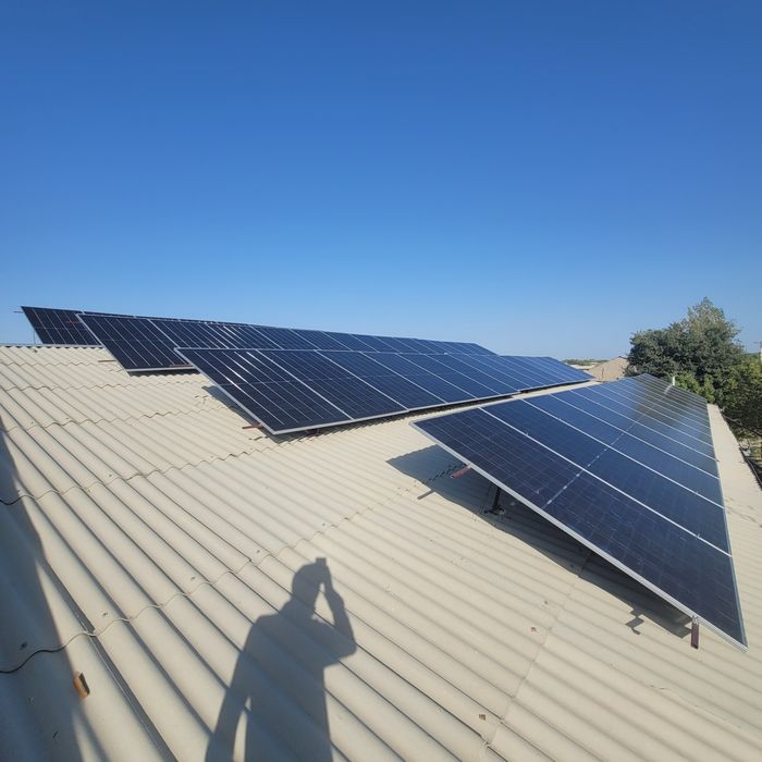 Quyosh panel o'rnatish sifatli, tez, hamyonbop. Barcha viloyatlarga