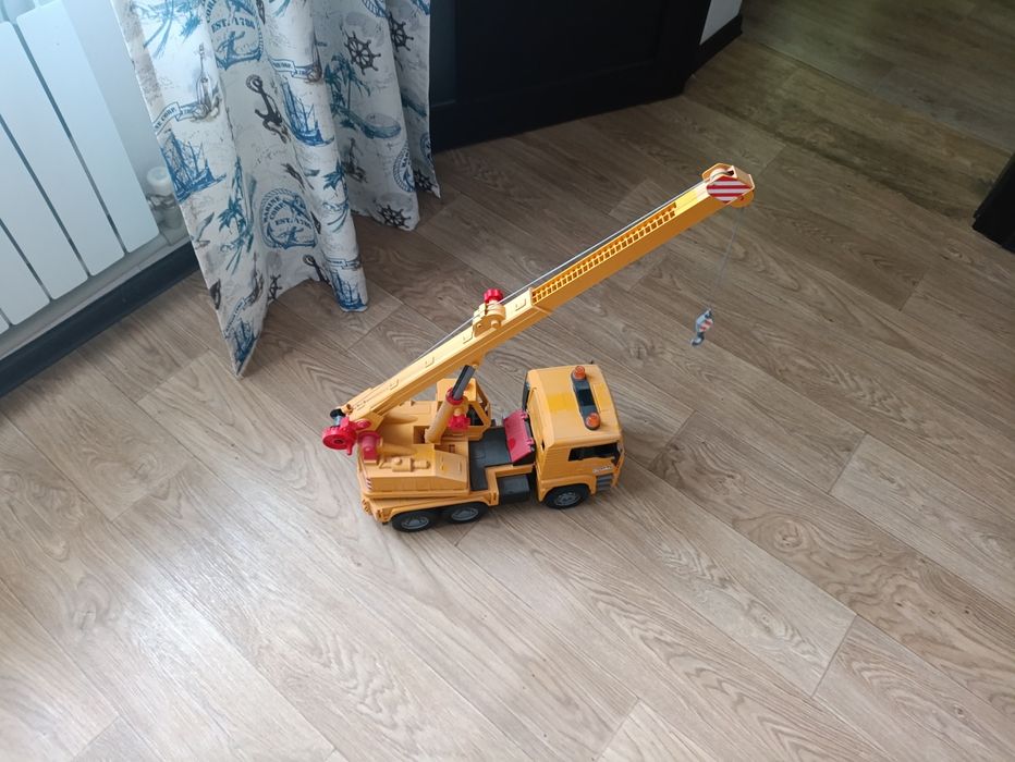 Автокран MAN Bruder