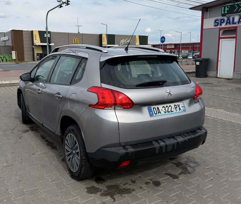 Peugeot   2014 1.2 benzina