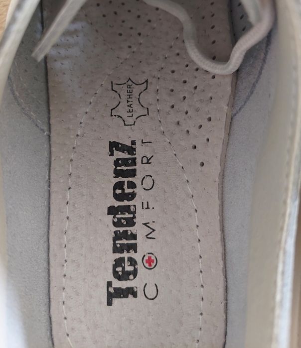 Дамски кожени обувки Tendenz - естествена кожа