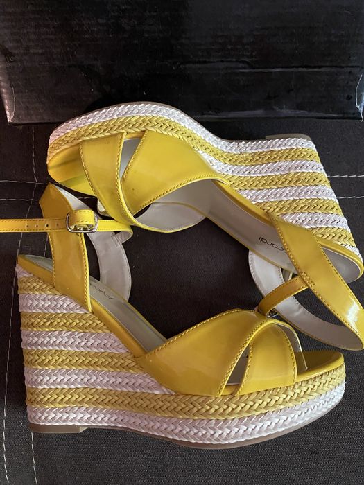 Летние босоножки