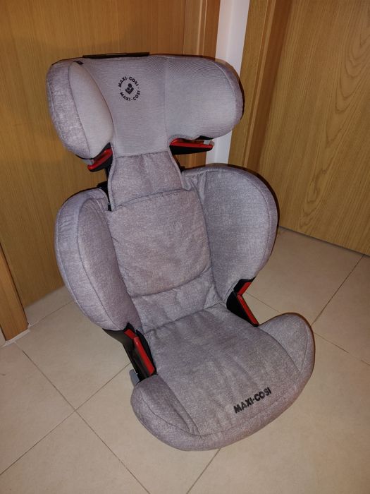 Scaun auto Maxi Cosi isofix - 36 kg