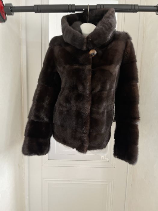 Продам норковую шубу