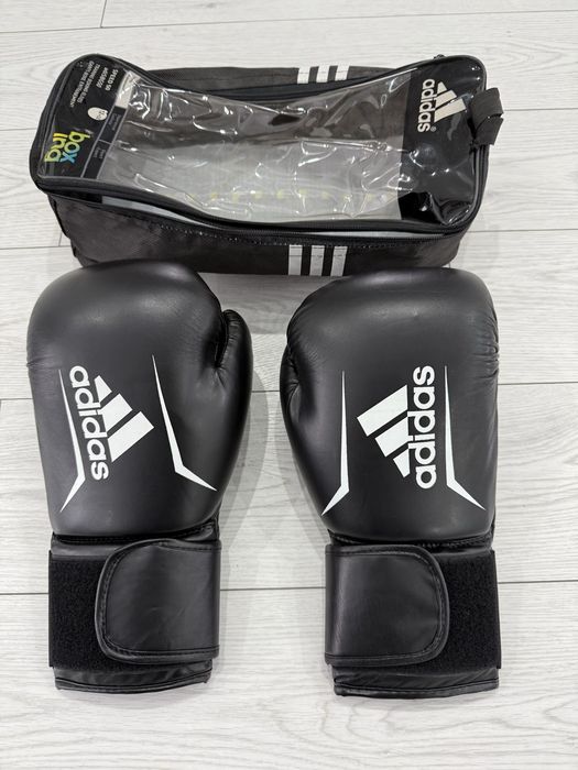 Manusi box adidas 12 Oz