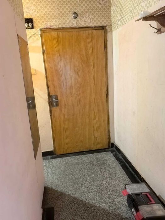 Продава се Двустаен апартамент в Плевен, Широк център - 63 кв.м за 1556 €/кв.м - Снимка #3