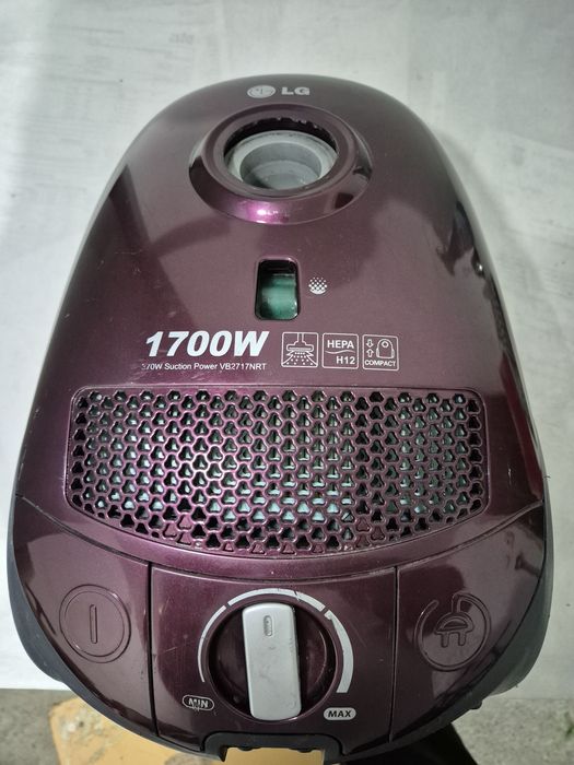 Aspirator LG, cu sac din textil.