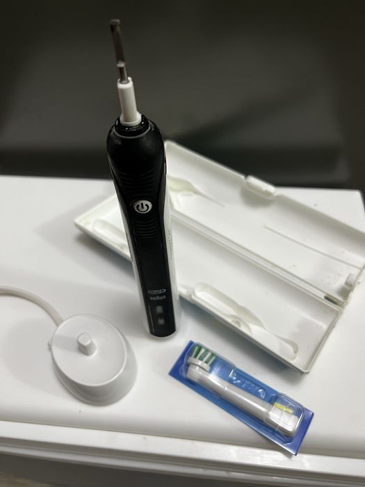 Vand periuta de dinti