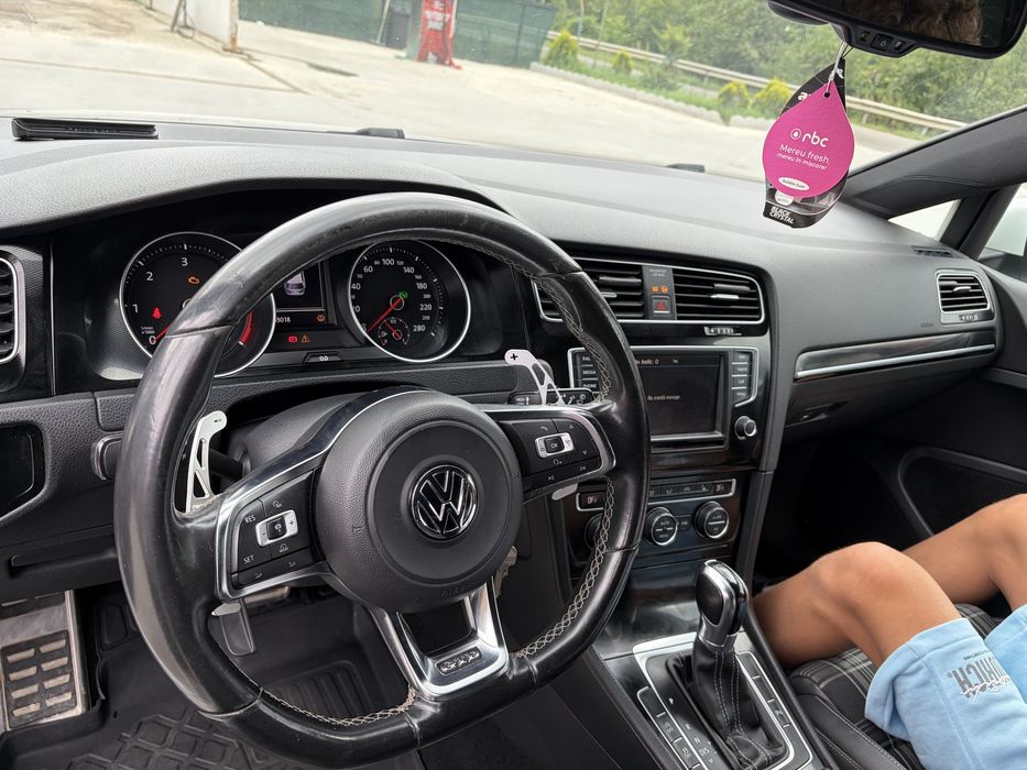 VOLKSWAGEN Golf 2016 — imagine 5
