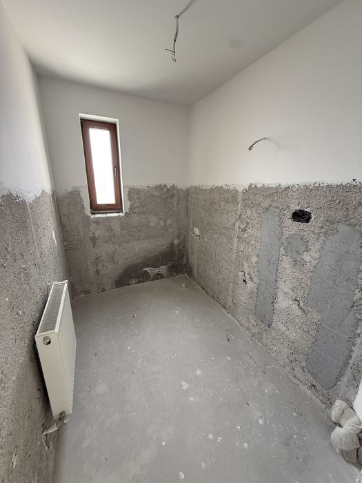 Apartament 2 Camere in Bloc Nou Etaj 1 Strada Poligonului