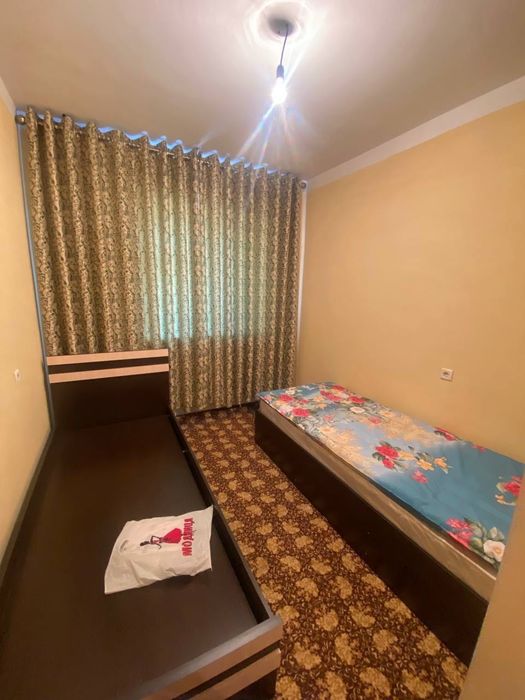 Сдается 3х комнатная квартира 
С обстановкой в горде Алмалыке