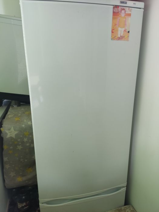 Холодильник сатылады