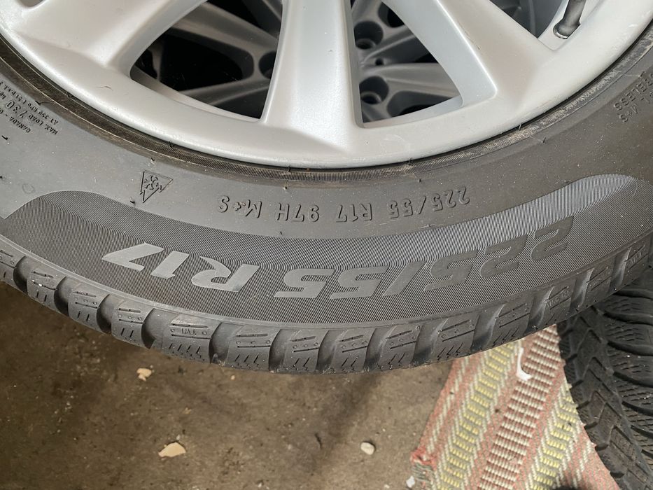 Jante originale 225.55R17 BMW f 10,f11cu anvelope M+S 225.55R17