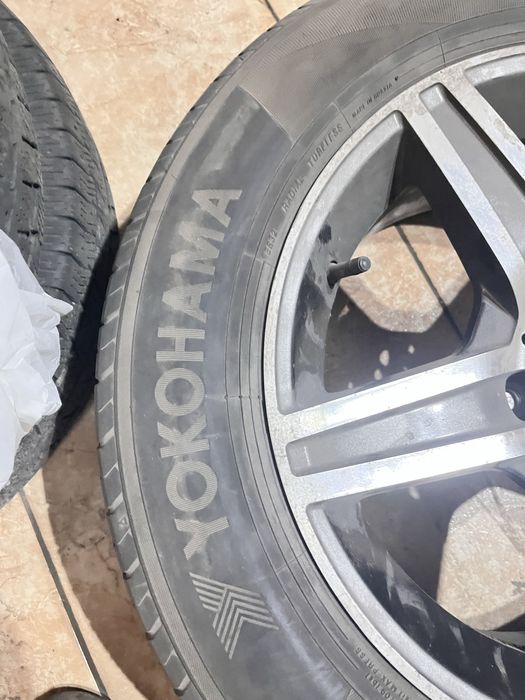 Резина с дисками 215/60/16