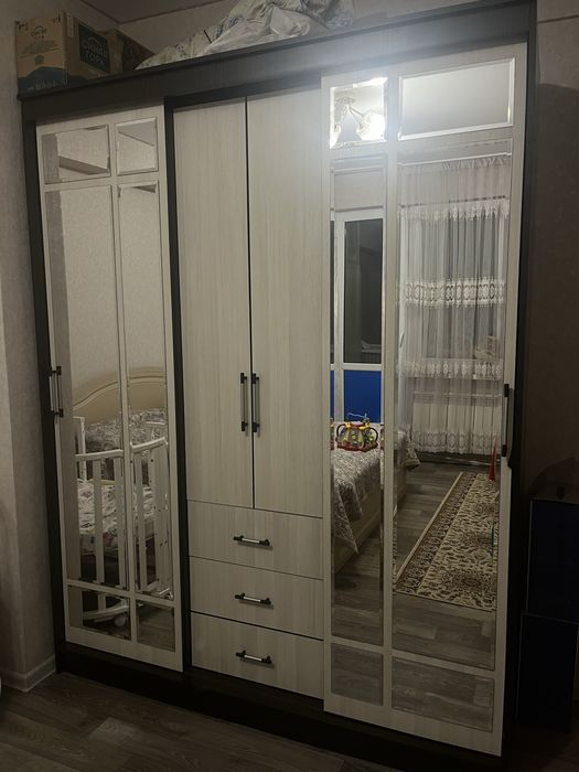 Продам шкаф в хорошем состоянии