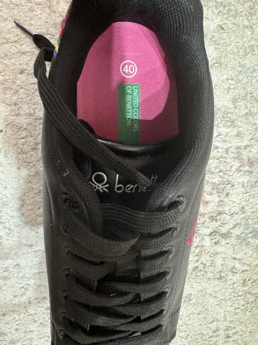 Кроссовки новые Benetton