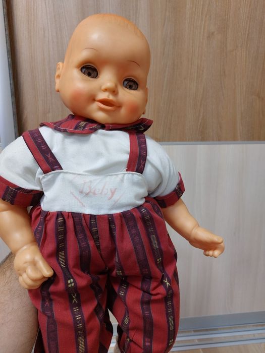 Papusa Bebelus anii 1980