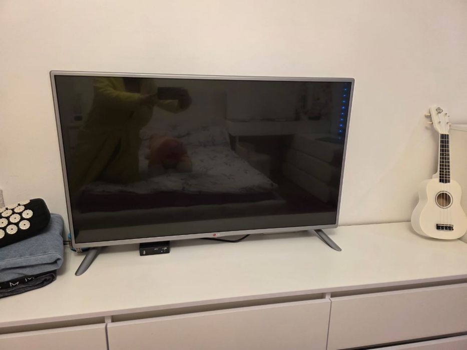 Продам телевизор LG