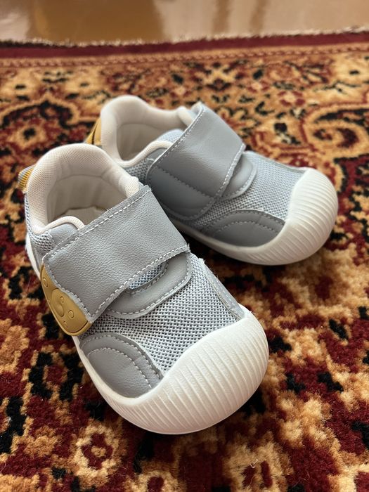 Кроссовки на мальчика