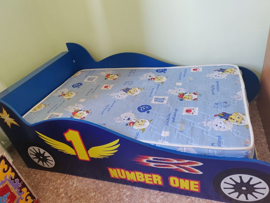 Ұлдарға арналған төсегі