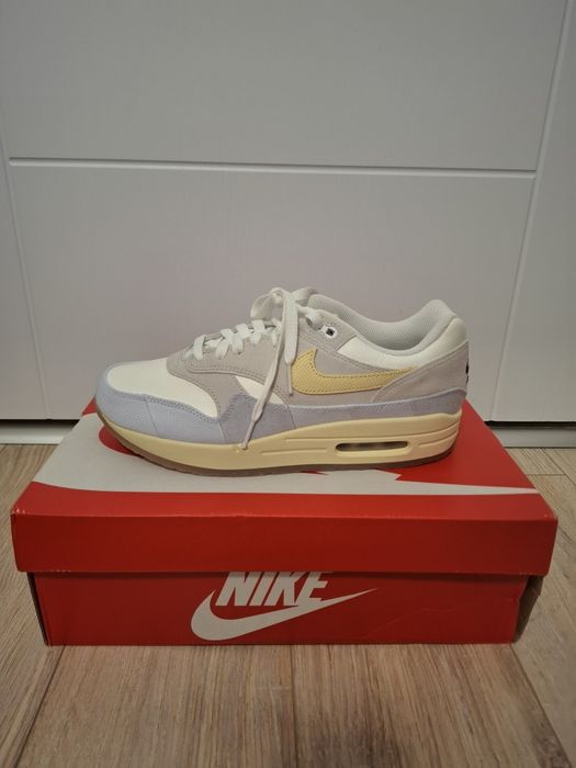 Nike Air Max 1 '87 Light Bone