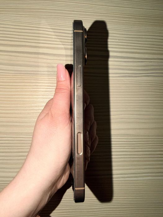 Iphone 16 PRO MAX garanție