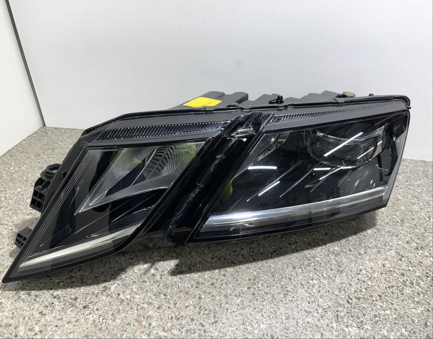 Far stânga full led octavia 3 facelift