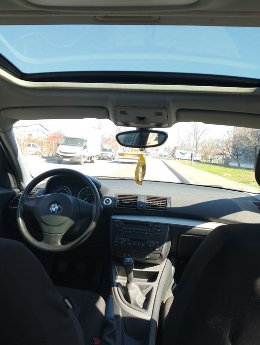 Vând BMW seria 1  E87 anul 2005