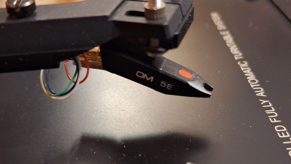 Pick up automatic Denon DP 21F