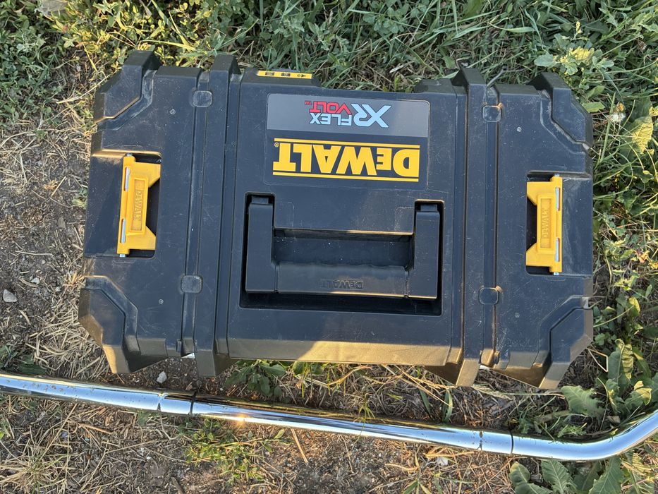 Строительный пылесос DeWALT XR FlexVolt 54V