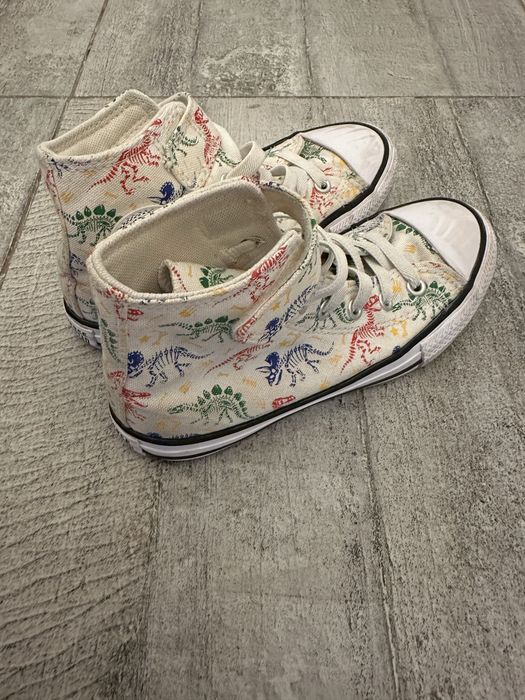 Обувь на девочку  Converse , размер 31-32, оригинальные.