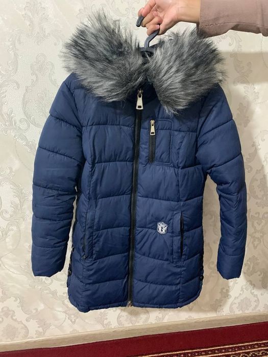 Зимний еки куртка сатылады жагдайы жаксы коп пайдаланбады размери L-XL