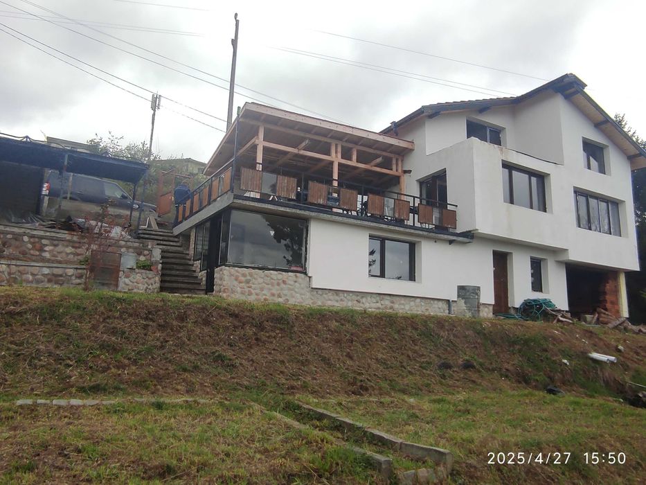 Продава се Къща в Царево - 98 кв.м за 2143 €/кв.м - Снимка #1