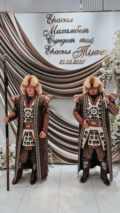 Батырлар, Сүндет той, Бүркіт тазы, Тақ