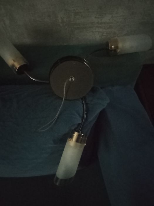 Люстра потолочная б.у.
