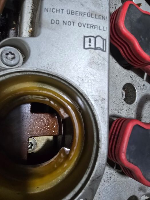 Двигатель на Ауди ку7  4.2 fsi