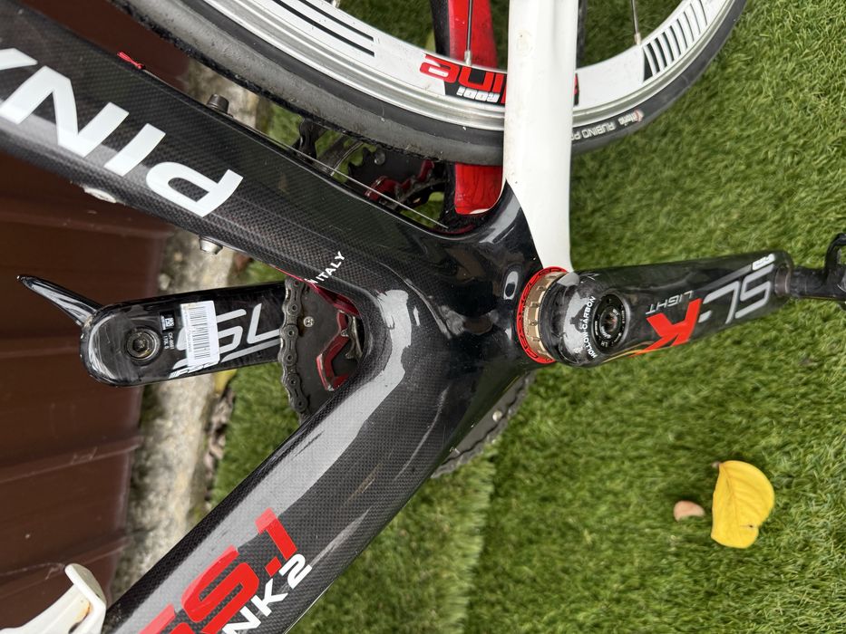 Vand bicicleta dogma pinarelo din carbon