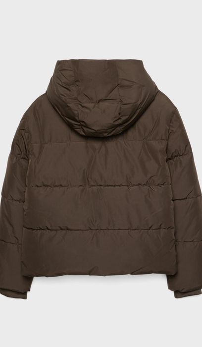 Пуховик Stradivarius р Xs- S